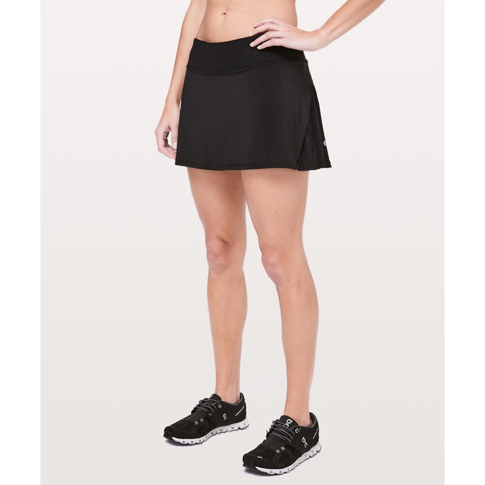 Lululemon Play Off the Pleats Skirt 13" Length